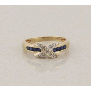 10k Yellow Gold Natural Blue Sapphire and Diamond Ring Size 7 1/2